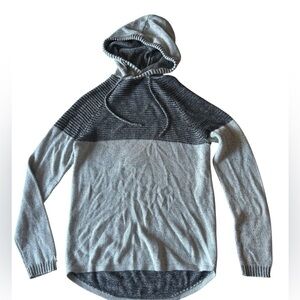 Men's Two-Tone Hooded Sweater
